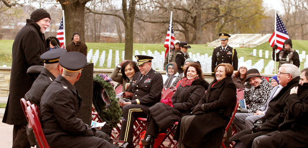 111114veterans-day3